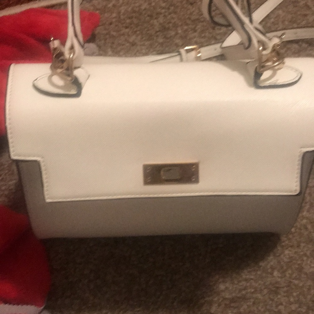 Purse - Picture 2 of 3